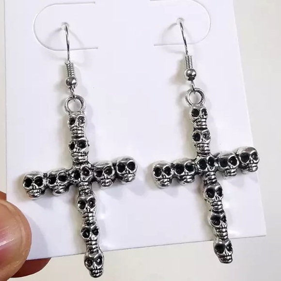 Cross Skulls Gothic Antique Silver Dangle Earrings - Picture 2 of 12